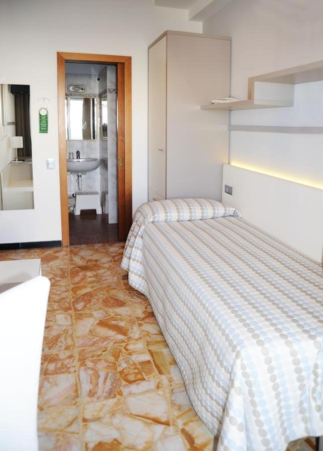 Garden Hotel 3*